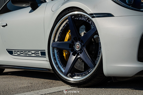 Фото дисков Anrky RS5.3 Черный сатин на Porsche 911 VIII