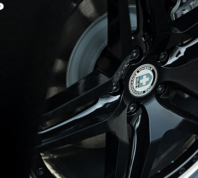Фото дисков HRE S107 на Mercedes-Benz GLS (X166)