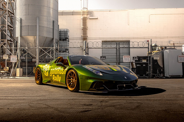 Фото дисков Brixton Forged R11-RS Глянцевая бронза на Ferrari 458