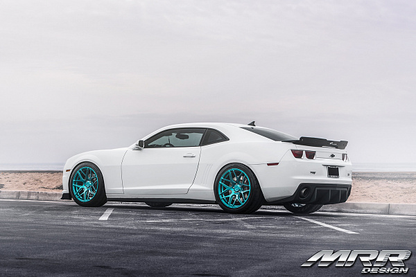 Фото дисков MRR FS01 Другой цвет на Chevrolet Camaro V