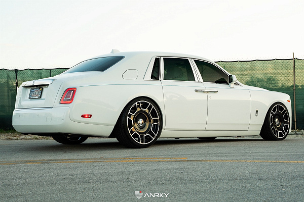 Фото дисков Anrky RF-277 Алмазная проточка на Rolls-Royce Phantom