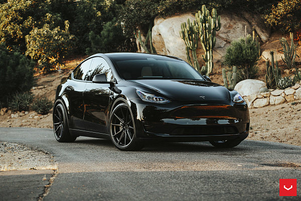 Фото дисков Vossen HF-3 Черный сатин на Tesla Model Y