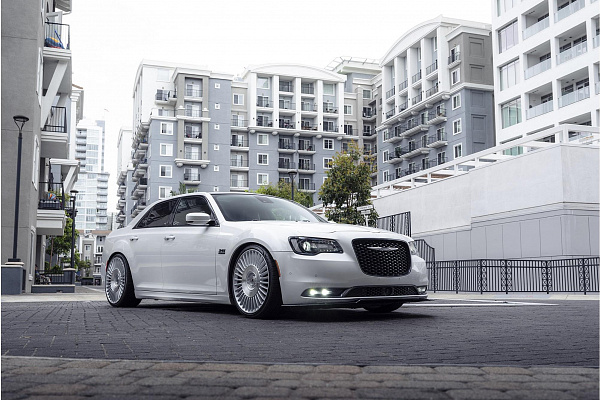 Фото дисков Asanti TIARA Серебро на Chrysler 300 II