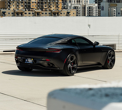 Фото дисков Anrky XR-305 на Aston Martin DB11