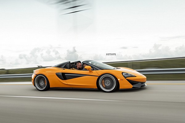 Фото дисков Strasse Wheels SV1 Deep Concave FS Сатиновый тонированный лак на McLaren 570S