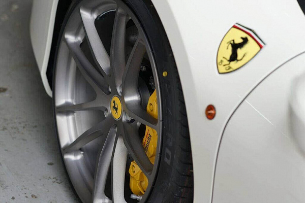 Фото дисков HRE P104 Сатиновый тонированный лак на Ferrari 488