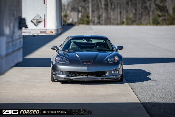 Фото дисков BC Forged HCA191 Черный глянец на Chevrolet Corvette C6