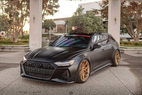 Фото дисков HRE FF10 Глянцевое золото на Audi A/RS 6 (C8)