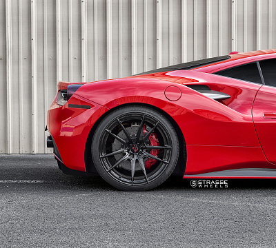 Фото дисков Strasse Wheels SV1 Deep Concave Monoblock на Ferrari 488