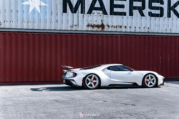Фото дисков Anrky RS5.3 Глянцевый лак на Ford GT II
