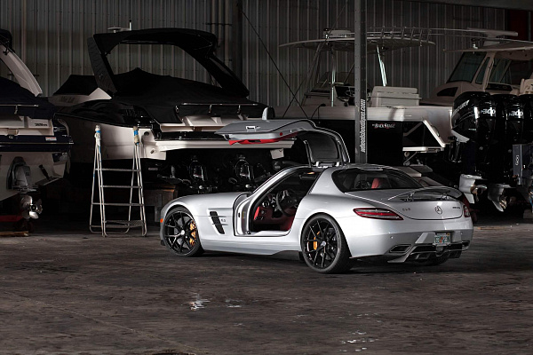 Фото дисков HRE P101 Черный глянец на Mercedes-Benz SLS AMG