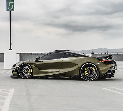 Фото дисков Brixton Forged R11-R на McLaren 720S