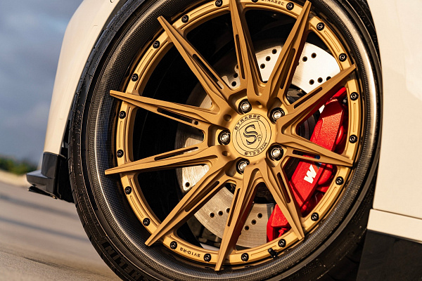Фото дисков Strasse Wheels SV10-RS Deep Concave FS Сатиновое золото на BMW 3/M3 (G2x/G80)