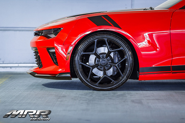 Фото дисков MRR M228 Черный глянец на Chevrolet Camaro VI