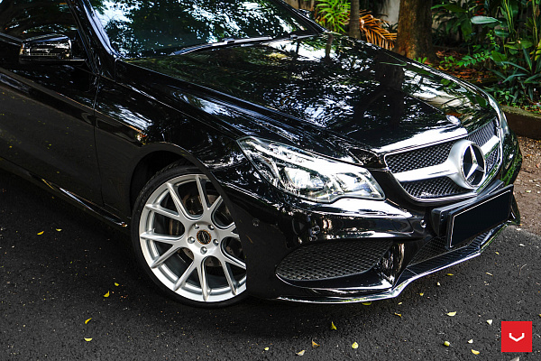 Фото дисков Vossen VFS-6 Серебро на Mercedes-Benz E-Class (W212, S212, C207)
