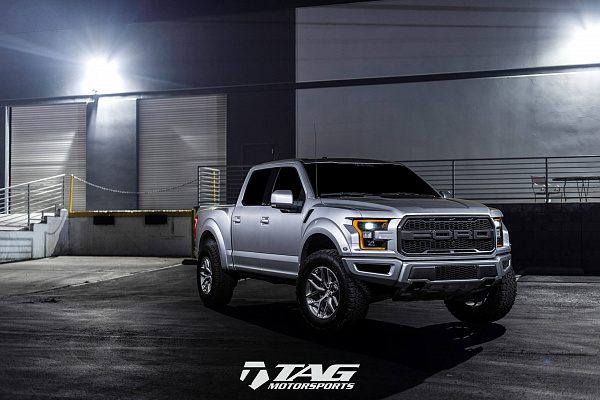 Фото дисков HRE P161 Глянцевый тонированный лак на Ford F-150 XIII