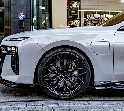 Фото дисков Vossen HF-2 на BMW 7 (G70)