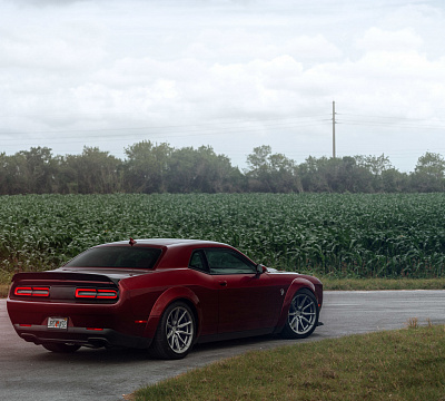 Фото дисков Vossen HF-3 на Dodge Challenger III