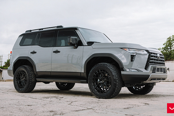 Фото дисков Vossen HFX-1 (6-Lug) Черный глянец на Lexus GX III