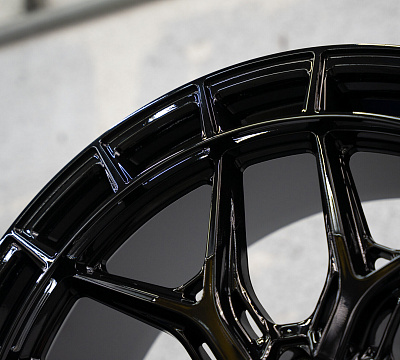 Vossen HFX-1 (6-Lug)
