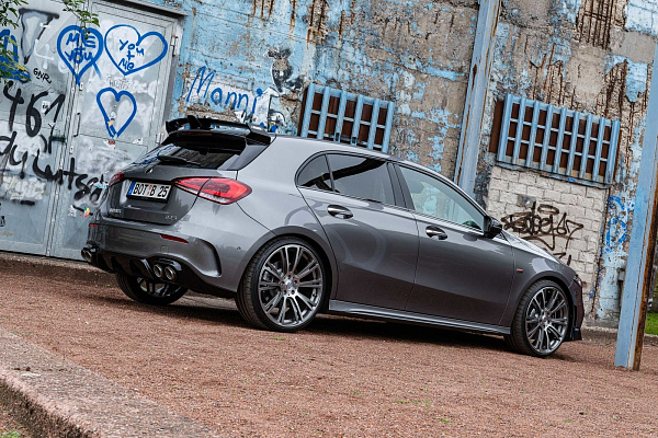 Фото дисков BRABUS Monoblock R Глянцевый графит на Mercedes-Benz A-Class (W177)