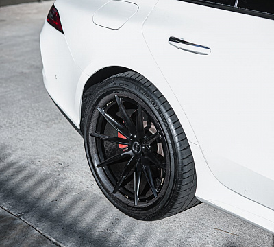 Фото дисков Brixton Forged R11-R на Mercedes-Benz AMG GT I