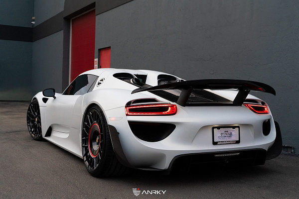 Фото дисков Anrky AN20 Aerosport Черный глянец на Porsche 918 Spyder