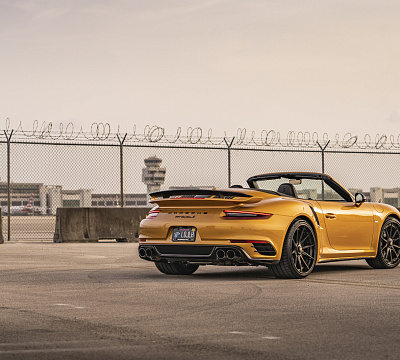 Фото дисков Strasse Wheels SV10 Deep Concave FS на Porsche 911 VII
