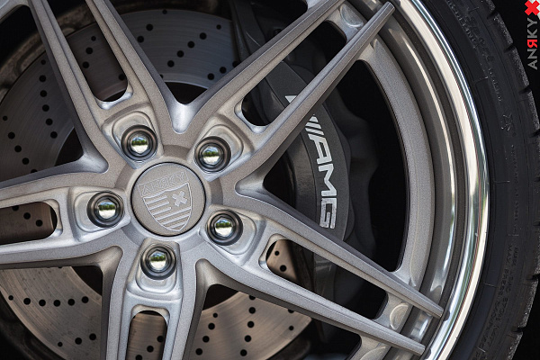 Фото дисков Anrky AN37 Сатиновый графит на Mercedes-Benz C-Class (W205)