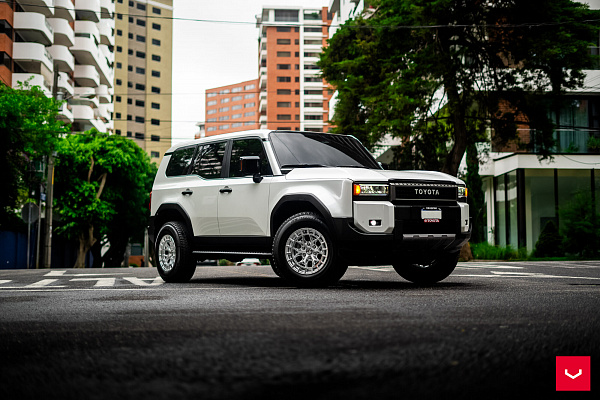 Фото дисков Vossen HFX-1 (6-Lug) Серебро на Toyota Land Cruiser Prado 250