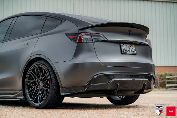 Фото дисков Vossen HF-7 Черный глянец на Tesla Model Y