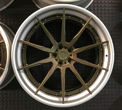 ADV.1 ADV10 Track Spec CS