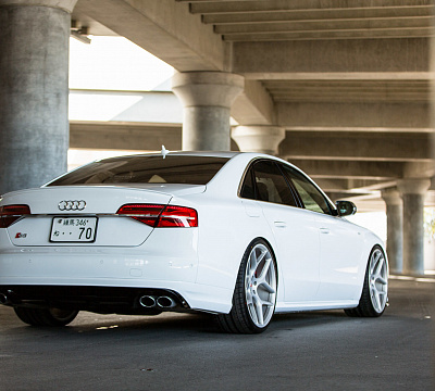 Фото дисков Vossen CG-205 на Audi A/S 8 (D4)