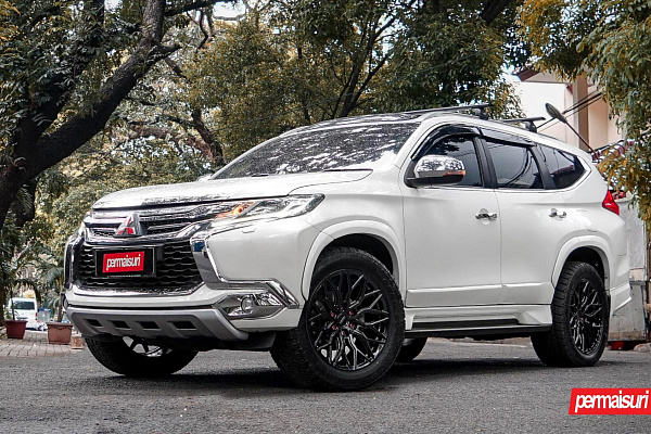 Фото дисков Vossen HF6-3 Черный глянец на Mitsubishi Pajero Sport III