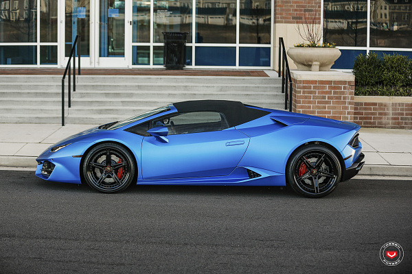 Фото дисков Vossen S17-03 (3-Piece) Черный глянец на Lamborghini Huracan