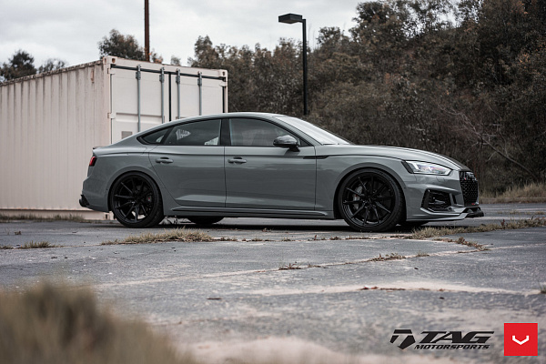 Фото дисков Vossen HF-3 Черный глянец на Audi A/S/RS 5 (F5)