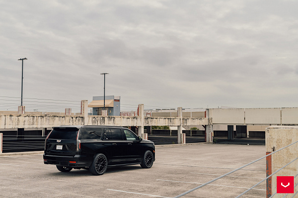 Фото дисков Vossen HFX-1 (6-Lug) Черный глянец на Cadillac Escalade V