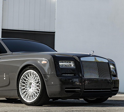 Фото дисков HRE 501M на Rolls-Royce Phantom