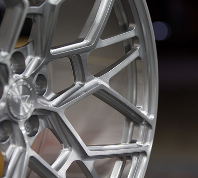 Vossen UV-1