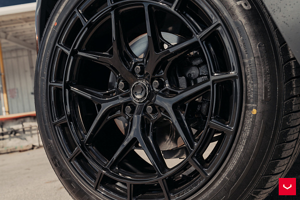 Фото дисков Vossen HFX-1 (5-Lug) Черный глянец на Land Rover Defender II
