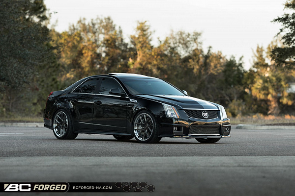 Фото дисков BC Forged HCS02 Глянцевый темный лак на Cadillac CTS II