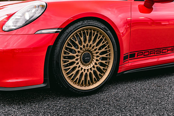 Фото дисков Brixton Forged TR20 Сатиновое темное золото на Porsche 911 VIII