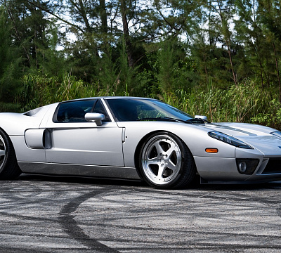 Фото дисков Strasse Wheels S5 Track на Ford GT I