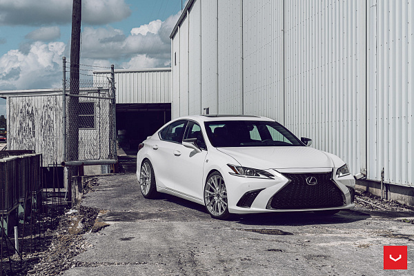 Фото дисков Vossen HF-4T Полированный лак на Lexus ES VII