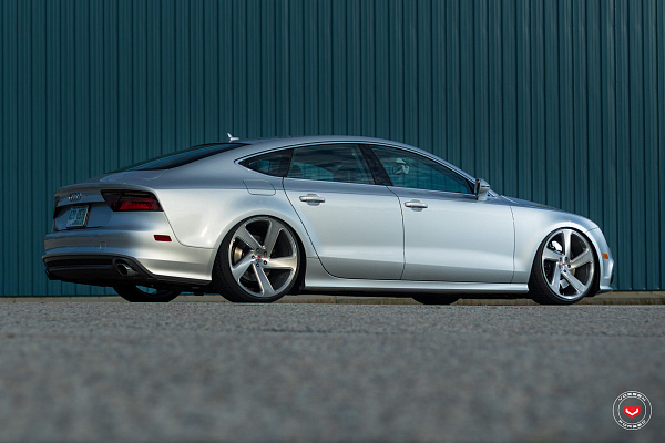 Фото дисков Vossen CG-210T Глянцевый лак на Audi A/RS 7 (4G)