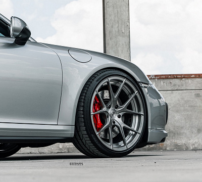 Фото дисков Strasse Wheels SM5R Deep Concave Duoblock на Porsche 911 VII