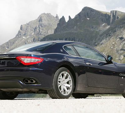 Фото дисков Maserati V-STYLE на Maserati GranTurismo I