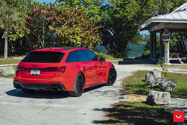Фото дисков Vossen HF-2 Черный глянец на Audi A/RS 6 (C8)
