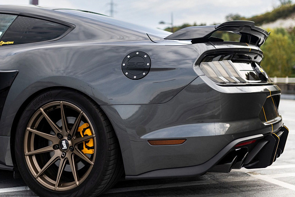 Фото дисков Bola CSR Сатиновая бронза на Ford Mustang VI