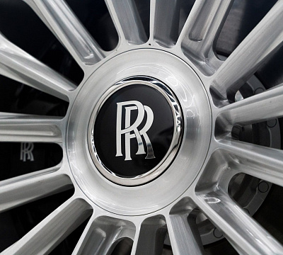 Фото дисков 1886 Wheels G015 на Rolls-Royce Spectre